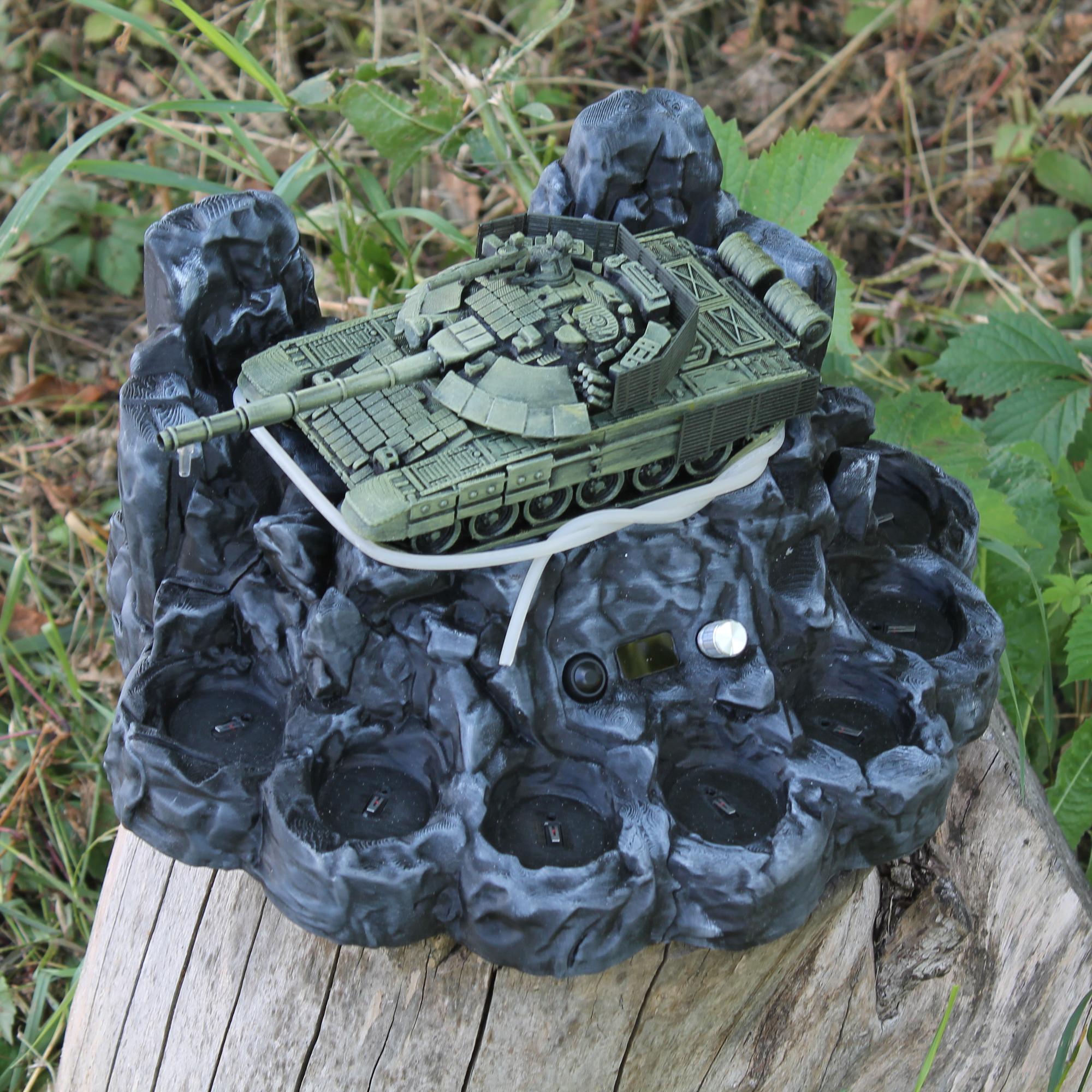 Наливатор Танк T-72 на 7 рюмок со стелой 3D-печать