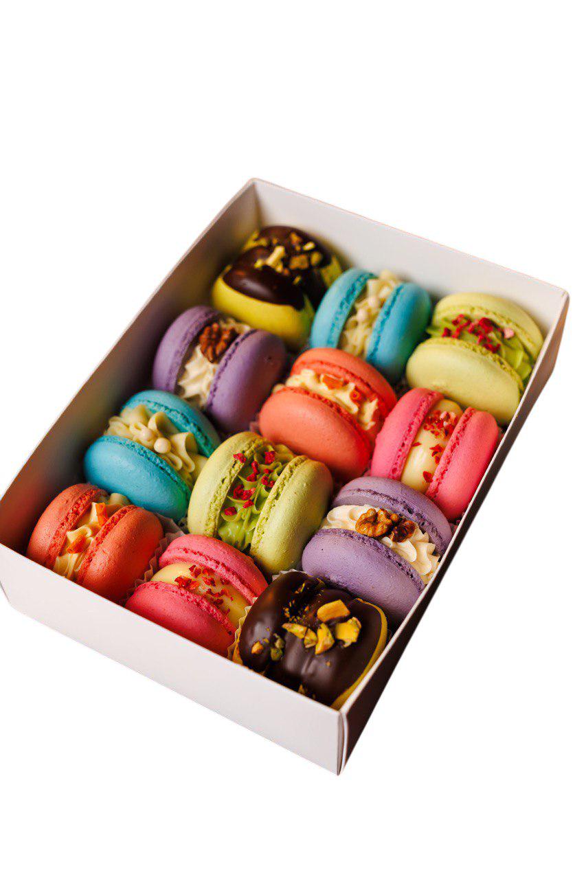 Набор макаронс 12 шт. и подарочный бокс (31952989)