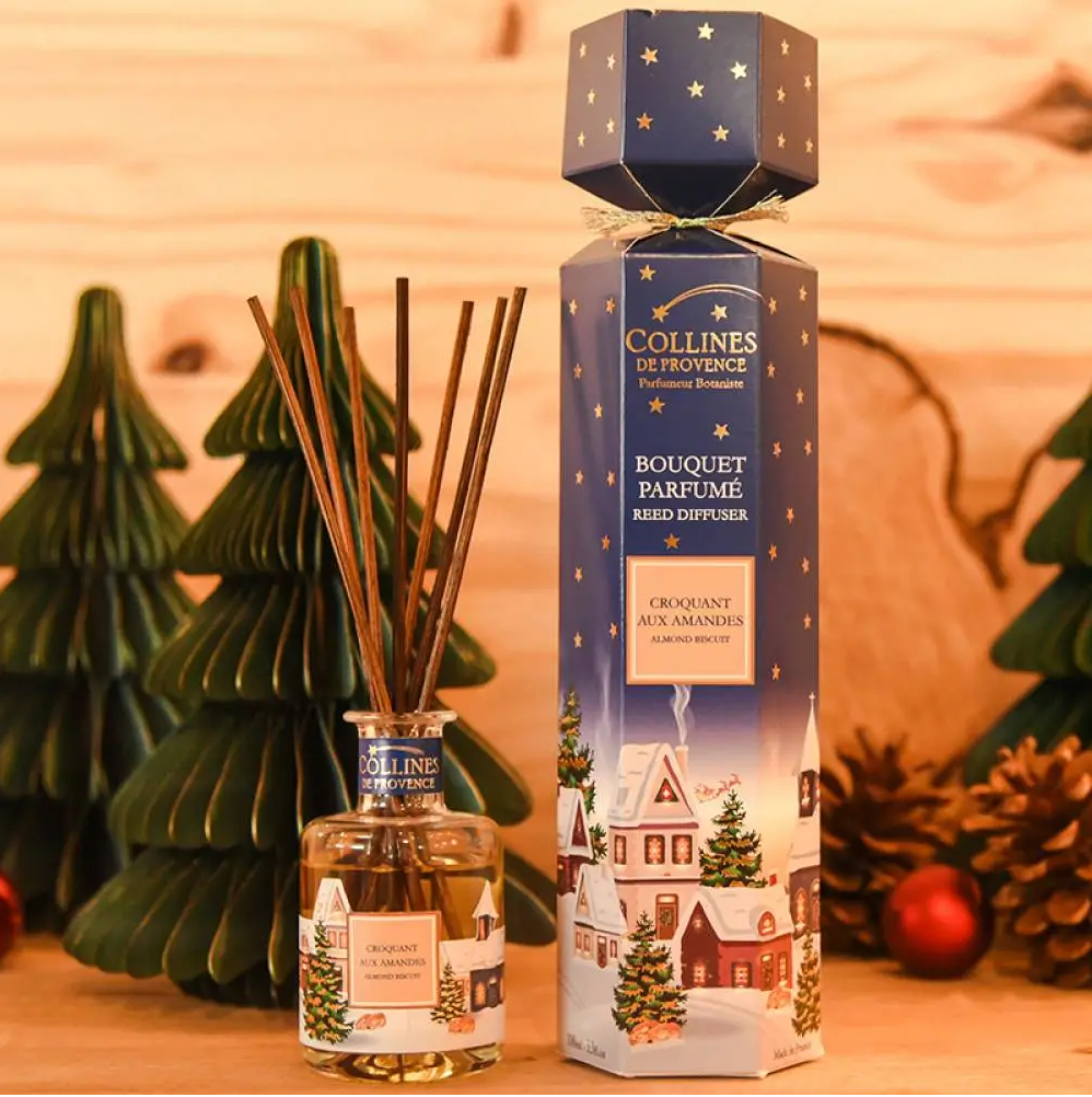 Аромадиффузор Collines de Provence Christmas Миндальное печенье 100 мл (C3301CRAM)