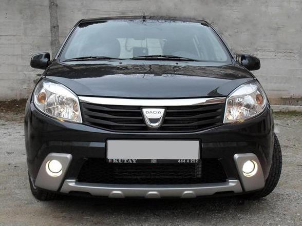 Накладки на передній бампер Meliset для Dacia Sandero 2007-2013 рр. склопластик Під фарбування - фото 2