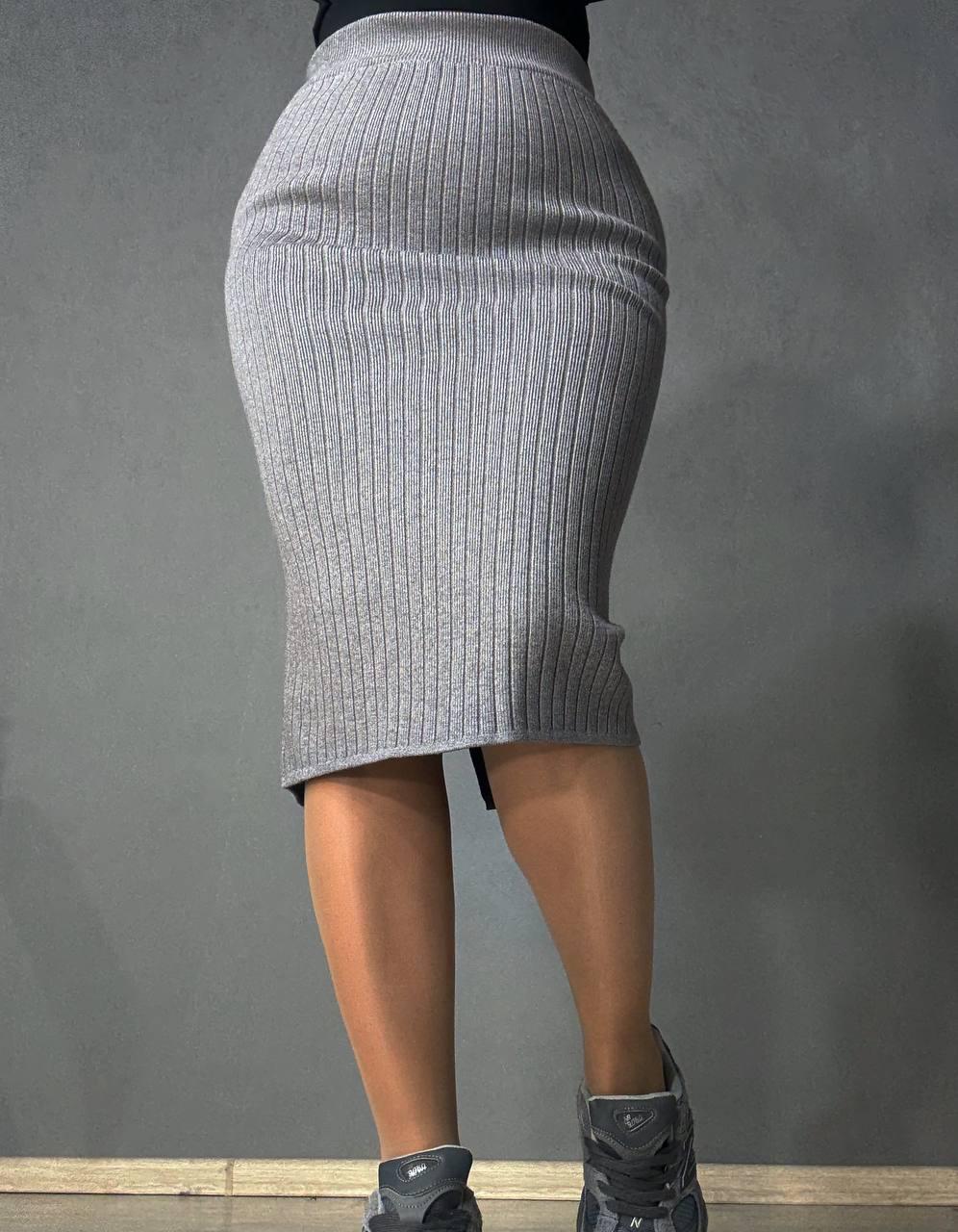 Юбка женская My fashion 478-123-70 вязаная в рубчик средней длины с разрезом OS Серый (5436) - фото 1 Юбка женская My fashion 478-123-70 вязаная в рубчик средней длины с разрезом OS Серый (5436) - фото 1
