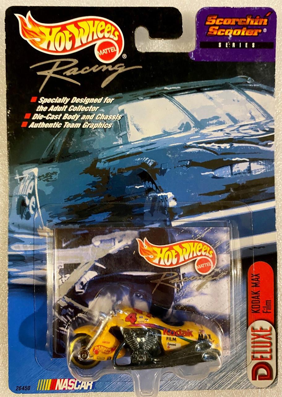 Игрушечный мотоцикл Hot Wheels Scorchin Scooter №4 Kodak Max Film 2000 Pro Racing Deluxe NASCAR (26450)
