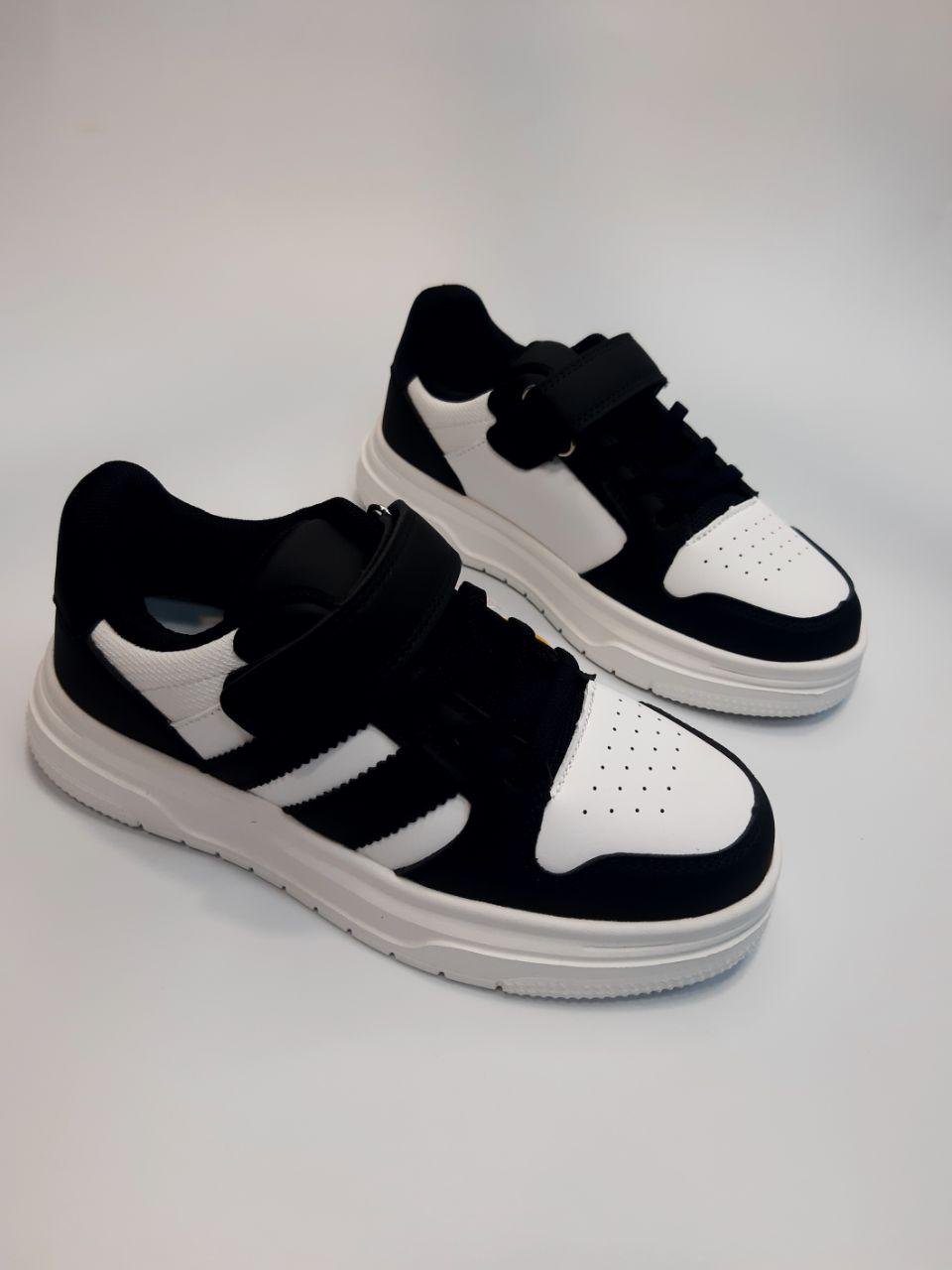 Кроссовки Clibee для мальчика р. 37 22,7 см Черный (682-2) Кроссовки Clibee для мальчика р. 37 22,7 см Черный (682-2)