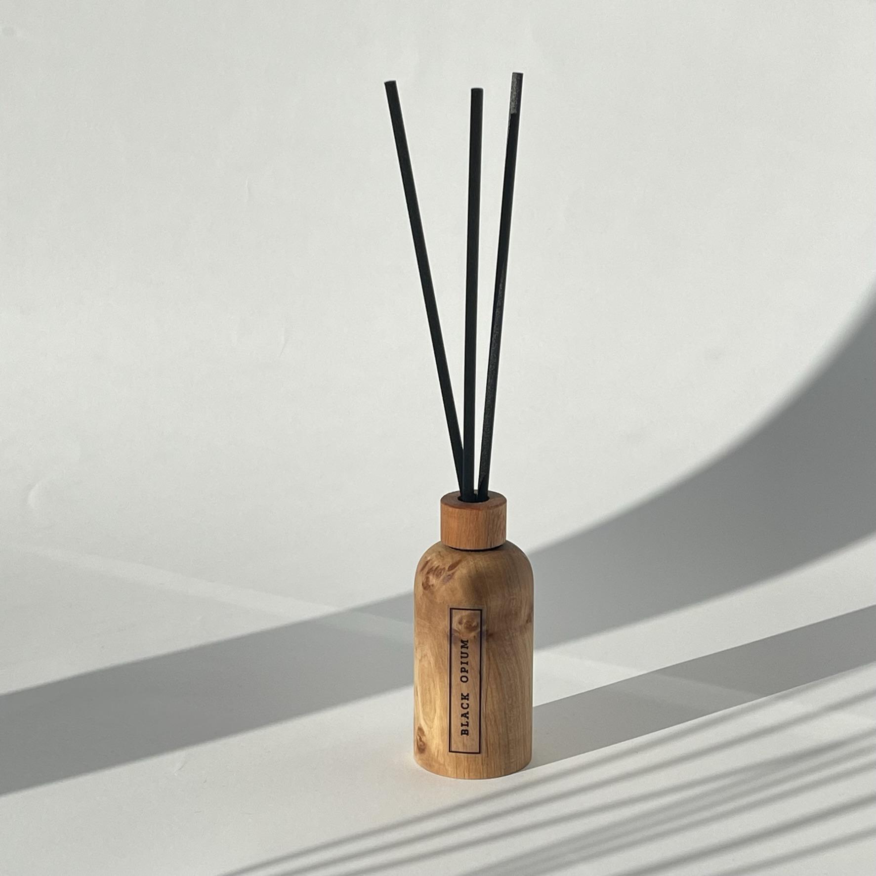 Аромадифузор для дому D.I.aroma Black Opium 50 мл Аромадифузор для дому D.I.aroma Black Opium 50 мл