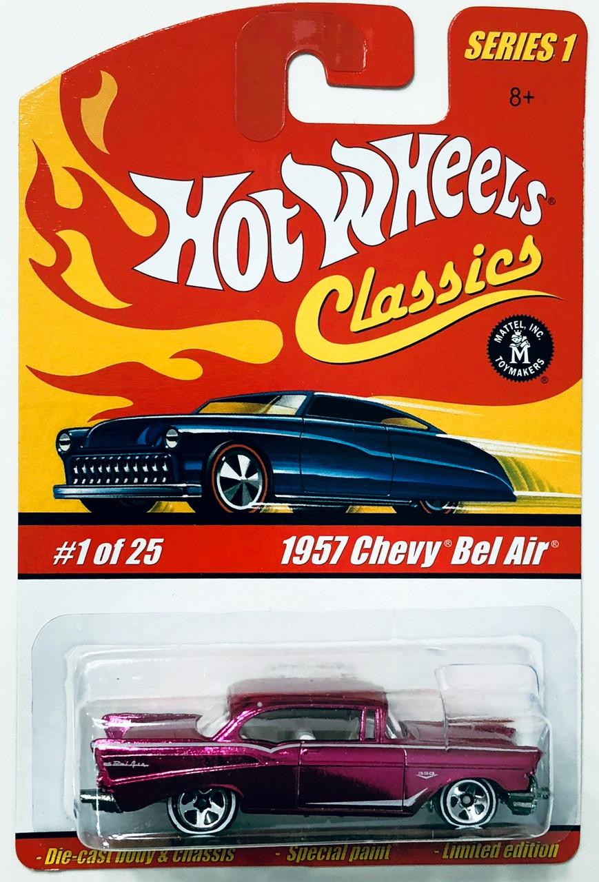 Игрушечная машинка Hot Wheels 1957 Chevy Bel Air 2005 Classics Series 1 1/25 Pink (H7066-p) Игрушечная машинка Hot Wheels 1957 Chevy Bel Air 2005 Classics Series 1 1/25 Pink (H7066-p)