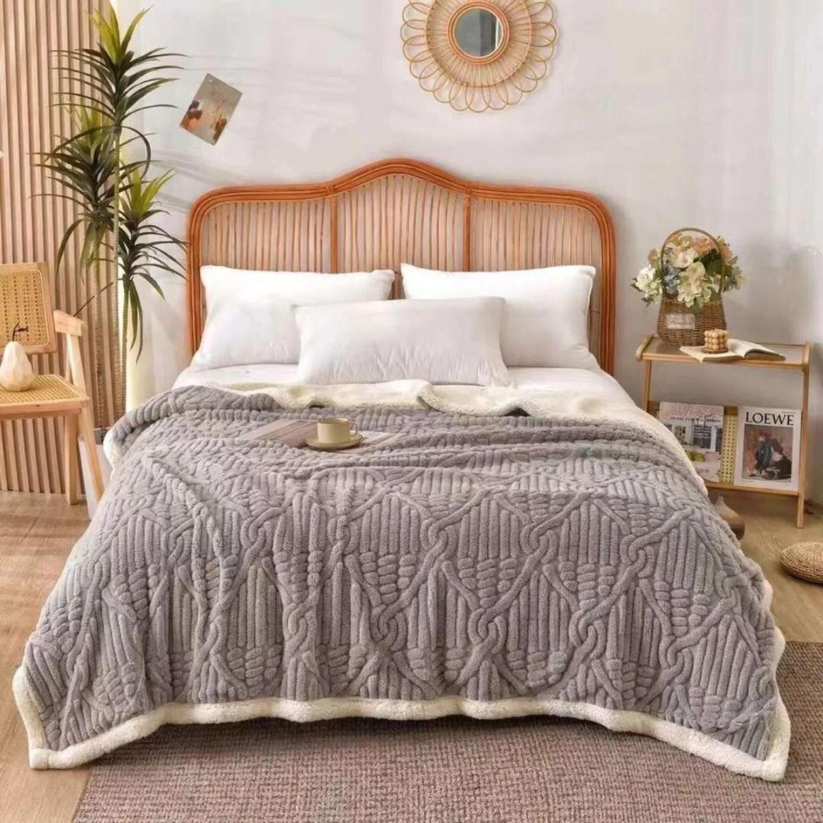 Плед на овчине Koloco евро 200х230 см Серый (39711) Плед на овчине Koloco евро 200х230 см Серый (39711)