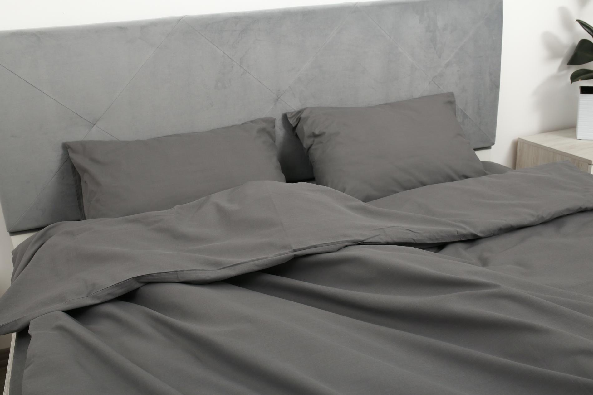 Комплект постельного белья семейный Amore GLux-1026 бязь Серый (KPB-As-GLux-1026(70x70)_) - фото 5 Комплект постельного белья семейный Amore GLux-1026 бязь Серый (KPB-As-GLux-1026(70x70)_) - фото 5