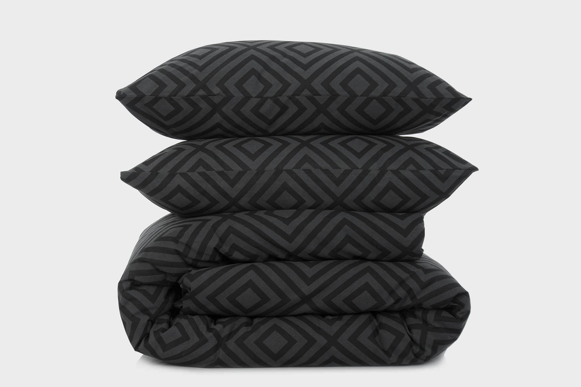 Комплект постельного белья полуторный Amore Glux-132 бязь Черный (KPB-A1,5-GLux-132black(50x70)_) - фото 1 Комплект постельного белья полуторный Amore Glux-132 бязь Черный (KPB-A1,5-GLux-132black(50x70)_) - фото 1