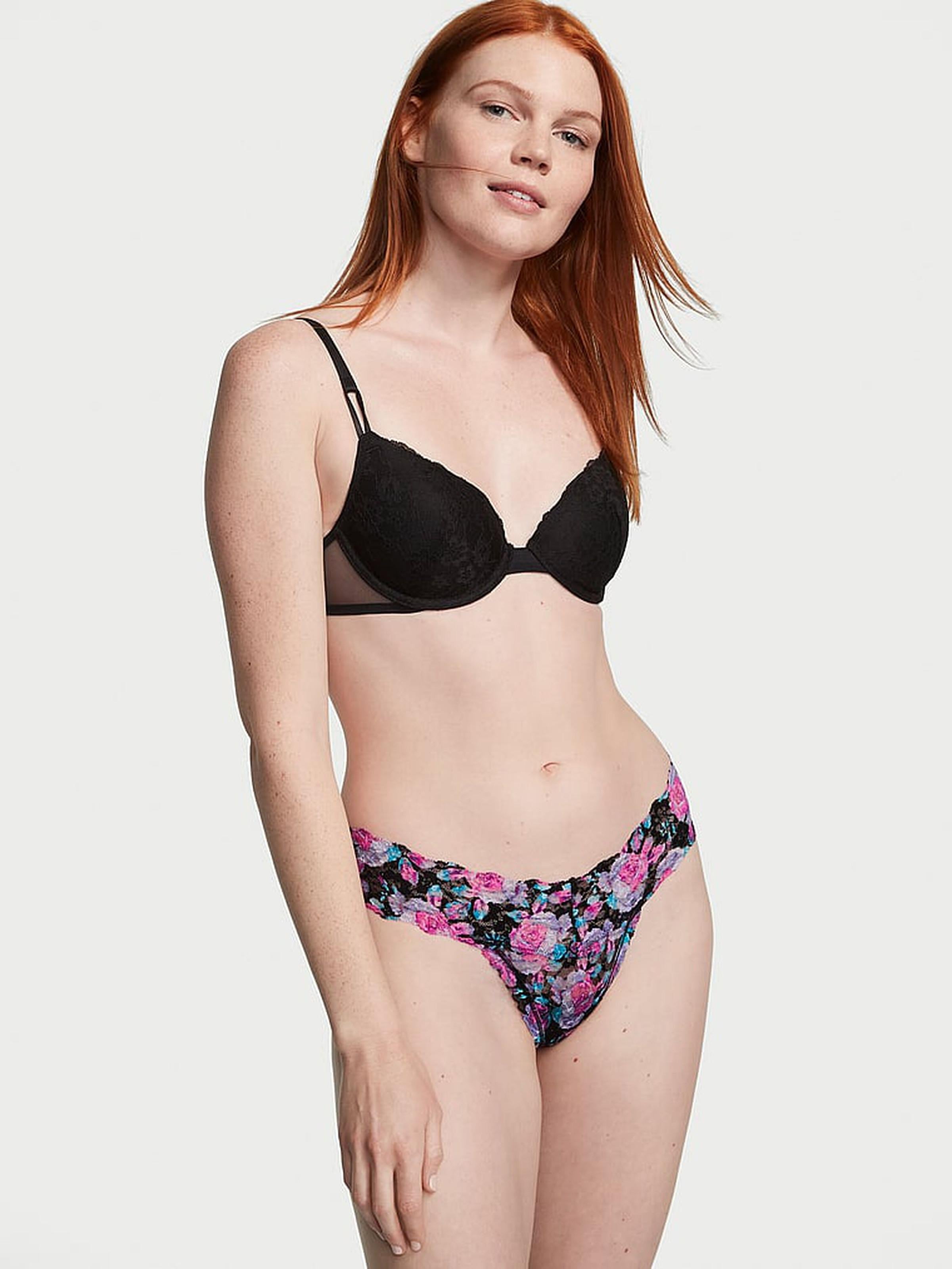 Трусики кружевные Victoria's Secret Lace Thong Panty S Черный (26669180)