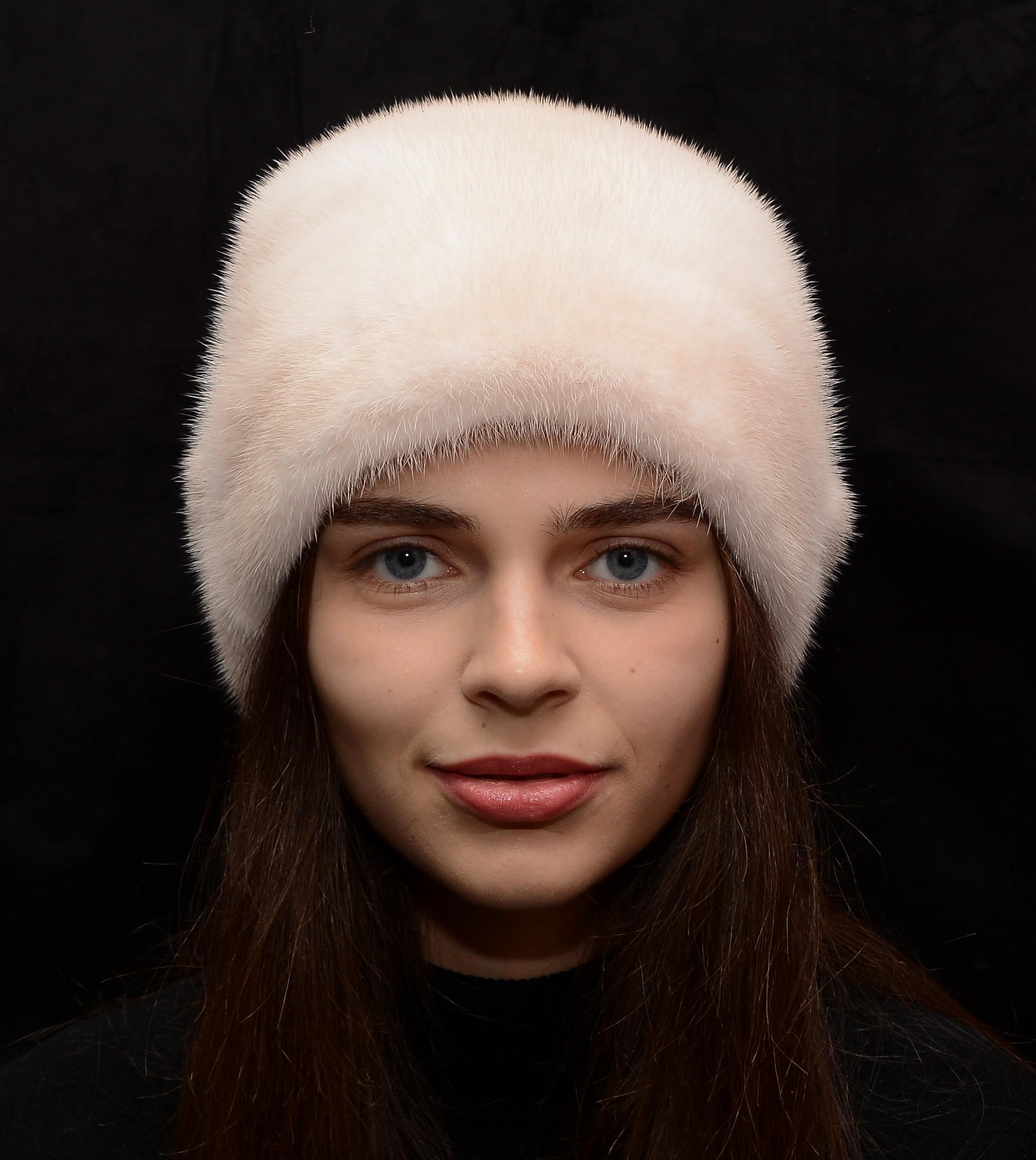 Женская кубанка Меховой стиль Коса из натурального цельного меха норки Жемчуг (067/L)