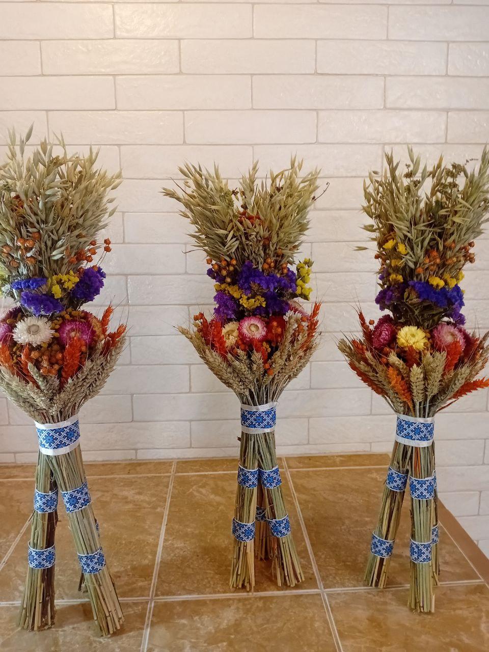 Дидух рождественский из колосья пшеницы/льна и овса на трех ножках 50-55 см с лентой вышиванкой Синий (2794446601) - фото 9 Дидух рождественский из колосья пшеницы/льна и овса на трех ножках 50-55 см с лентой вышиванкой Синий (2794446601) - фото 9