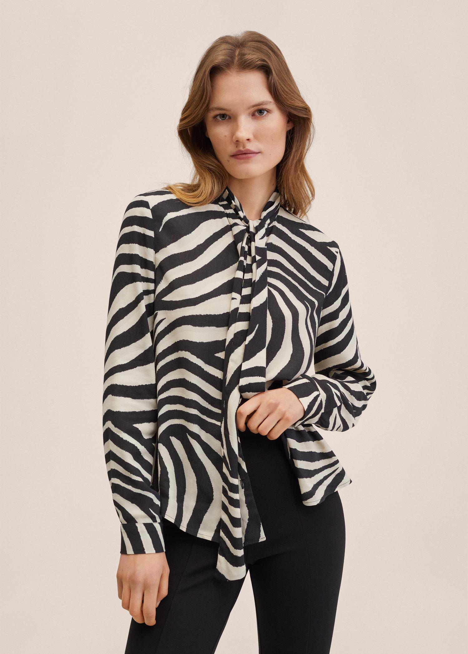 Блузка женская Mango 27033270 р. 20 Черный (1841323)