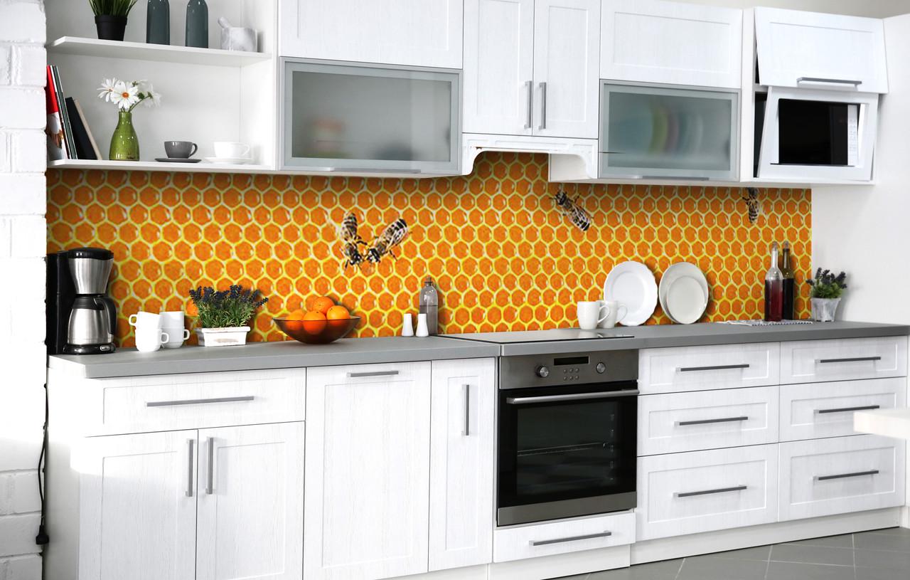 Кухонный фартук Медовые соты/Пчелы виниловый самоклеющийся 650х2500 мм Оранжевый