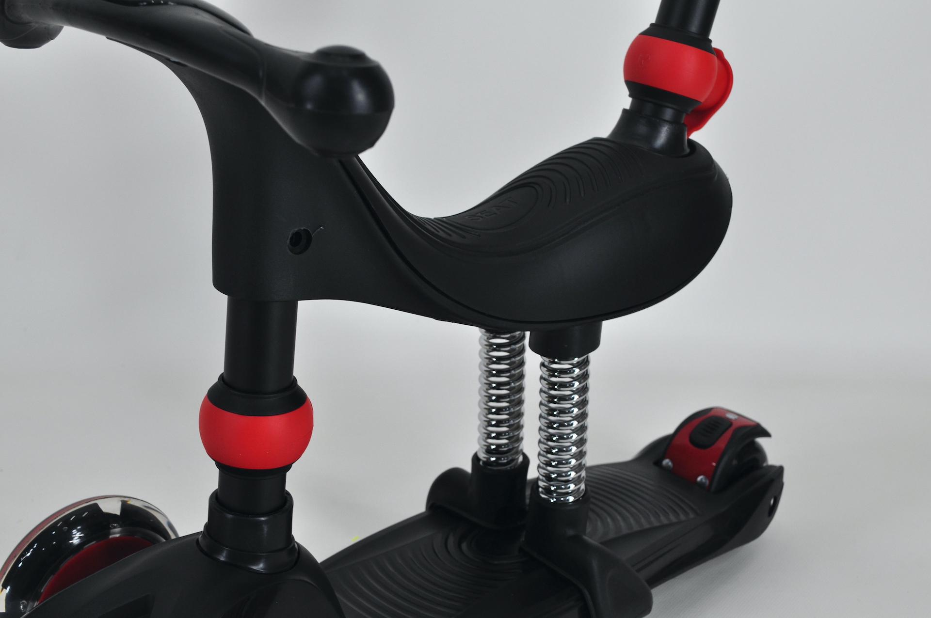 Самокат біговел Maraton Credo 3в1 дитячий триколісний з сидінням та батьківською ручкою Чорний - фото 6 Самокат біговел Maraton Credo 3в1 дитячий триколісний з сидінням та батьківською ручкою Чорний - фото 6