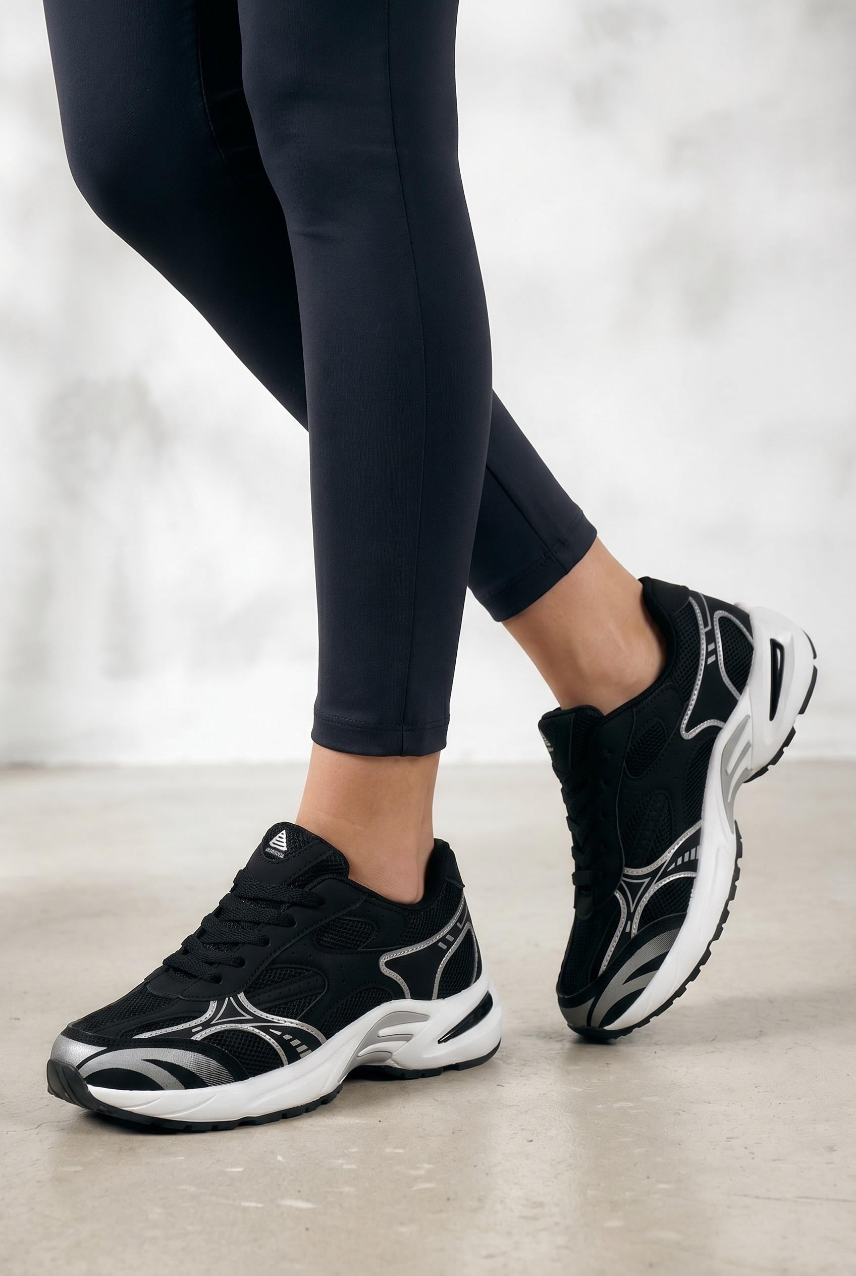 Кроссовки женские Fashion 347203 на платформе с принтом р. 38 Черный (347203_38)
