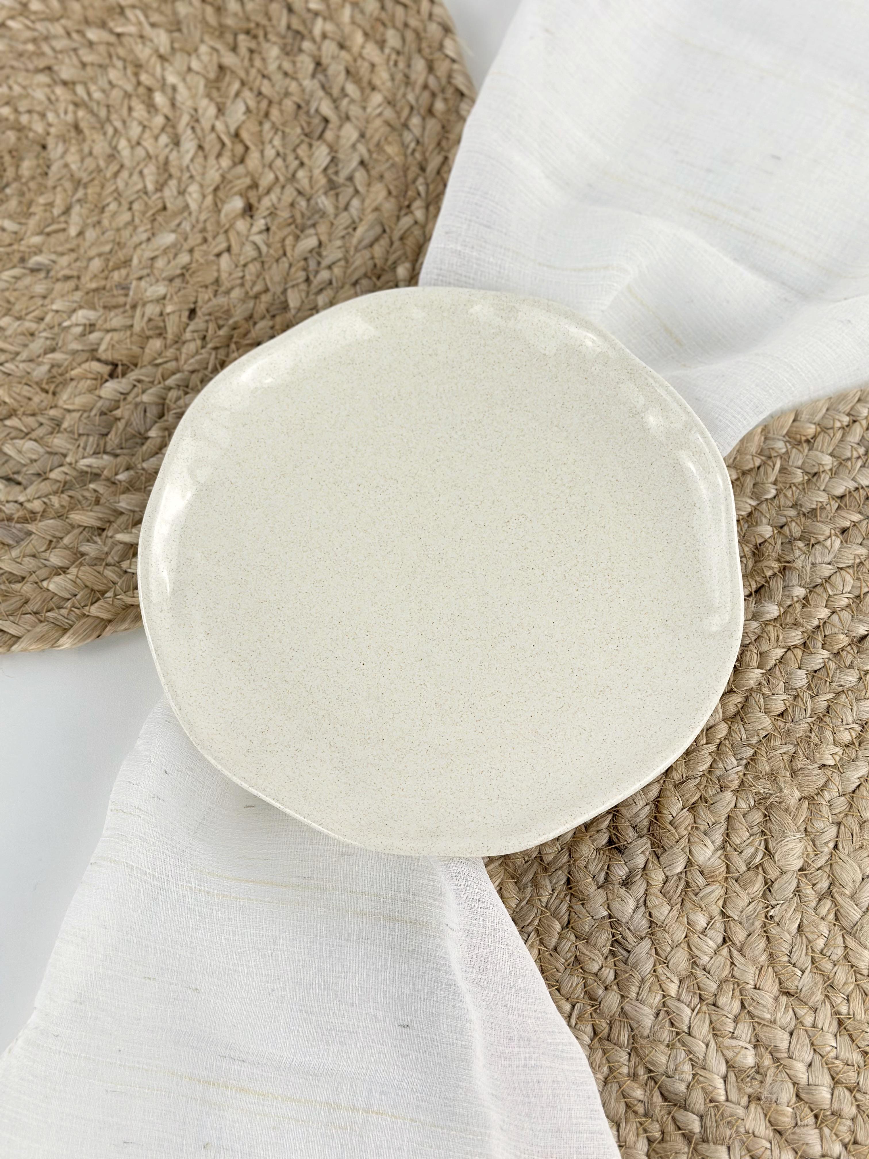 Тарелка обедняя глиняная Гражда 20 см Белый (17002-5)