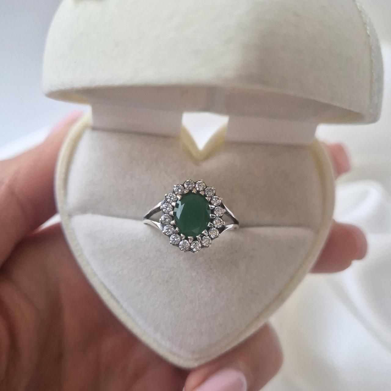 Каблучка овал із зеленим каменем срібло 925 проби 3,19 г р. 17,5 (1885) - фото 5 Каблучка овал із зеленим каменем срібло 925 проби 3,19 г р. 17,5 (1885) - фото 5