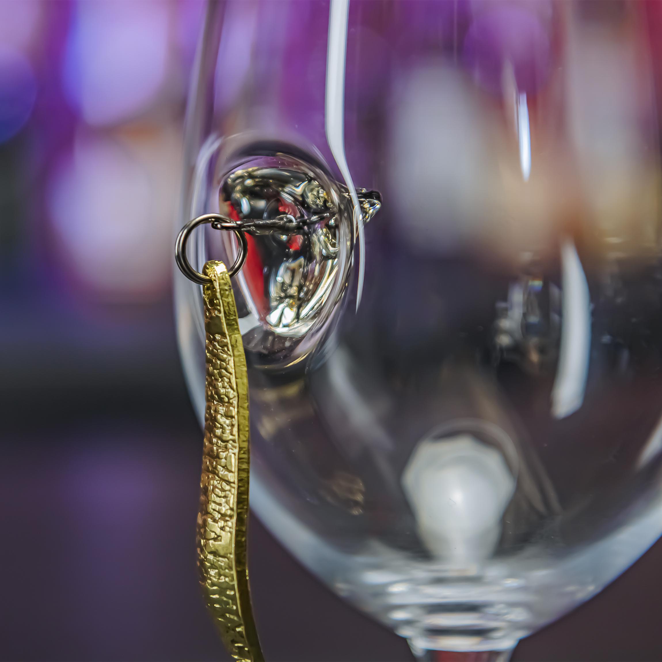 Бокал для вина VSKLO с блесной 350 мл (19483190) - фото 3 Бокал для вина VSKLO с блесной 350 мл (19483190) - фото 3