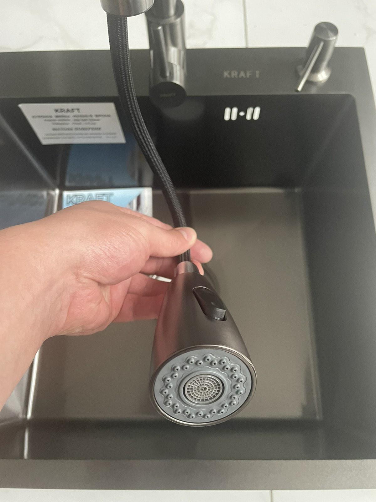 Мойка кухонная Kraft 5050 PVD Черный/крафт Kraft 3011 PVD с вытяжным изливом двухрежимный - фото 10