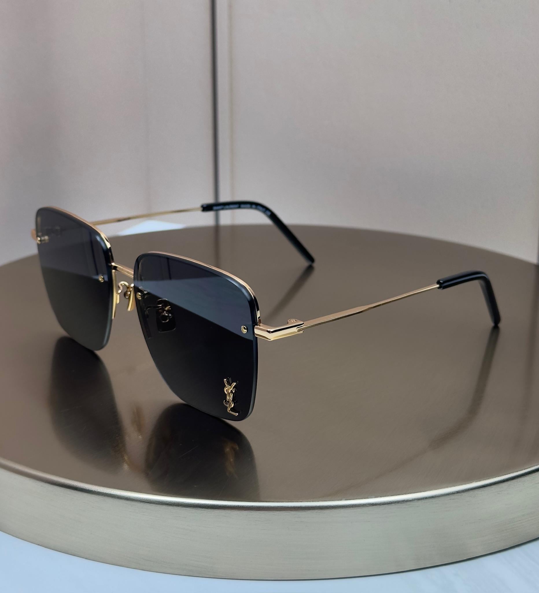 Солнцезащитные очки Saint Laurent SL 312M квадратные серые безободочные линза женские Золотой