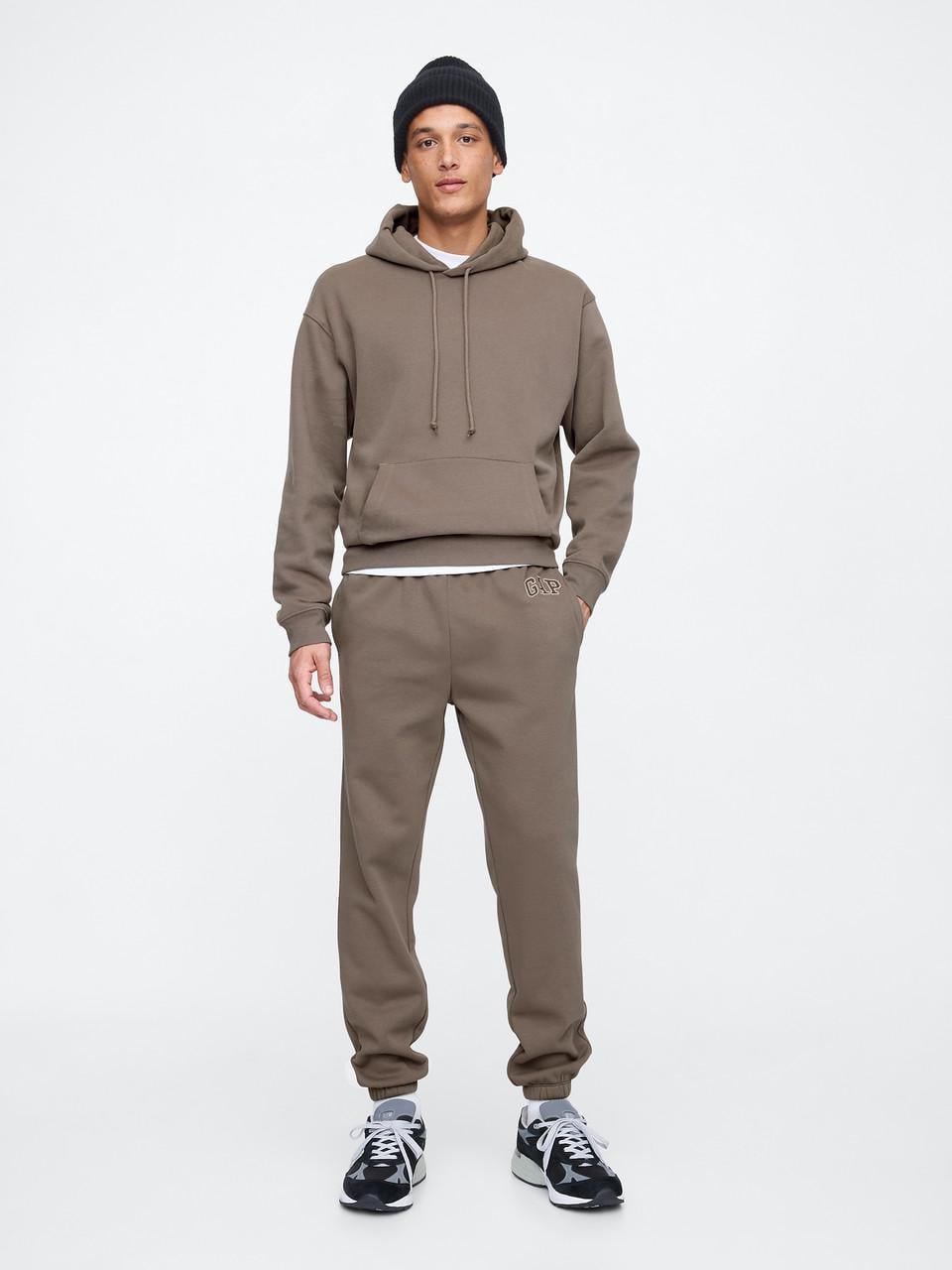 Спортивные брюки мужские GAP Joggers Logo XL Коричневый (385268053945)