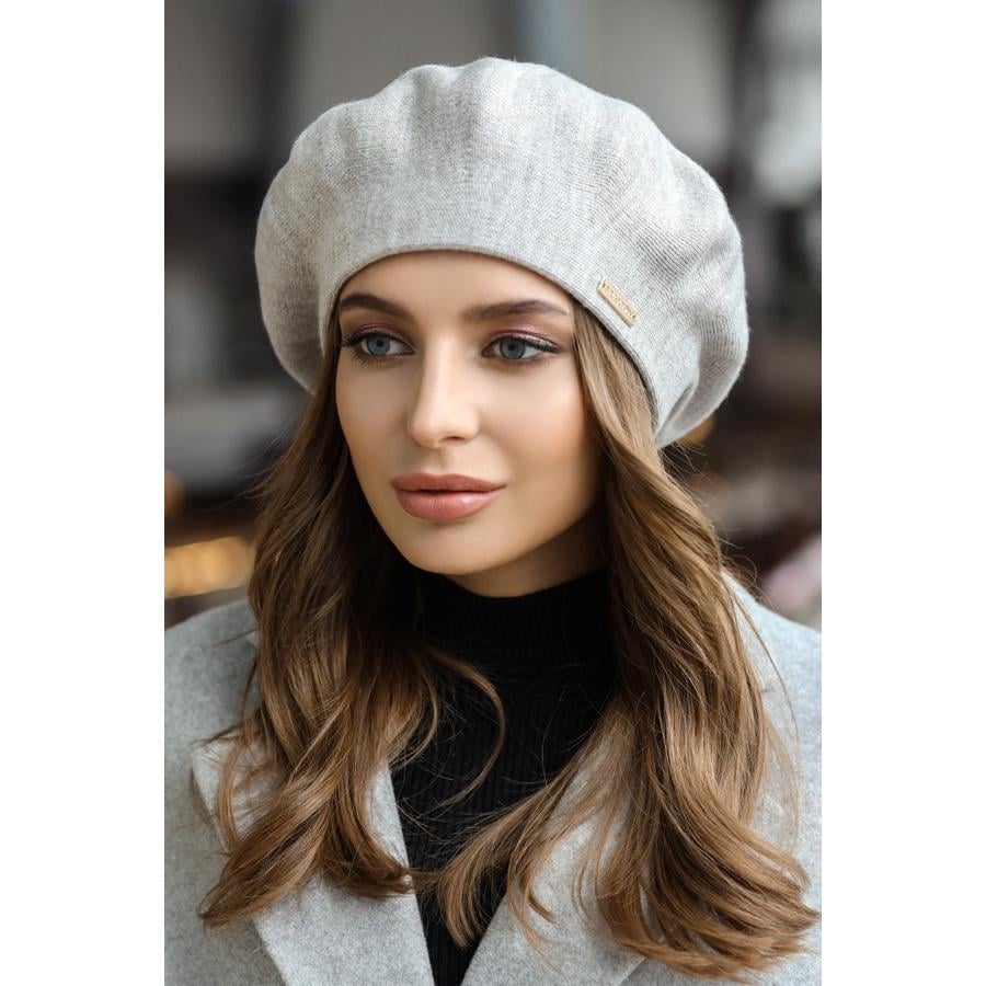 Берет женский полушерстяной Карнелия Braxton 6018 one size Светлый кофе