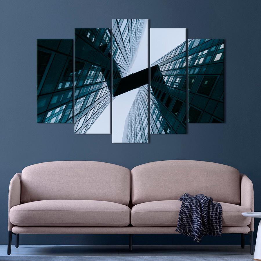 Картина город Вид снизу на стеклянные небоскрёбы 137x85 см (A707-5)