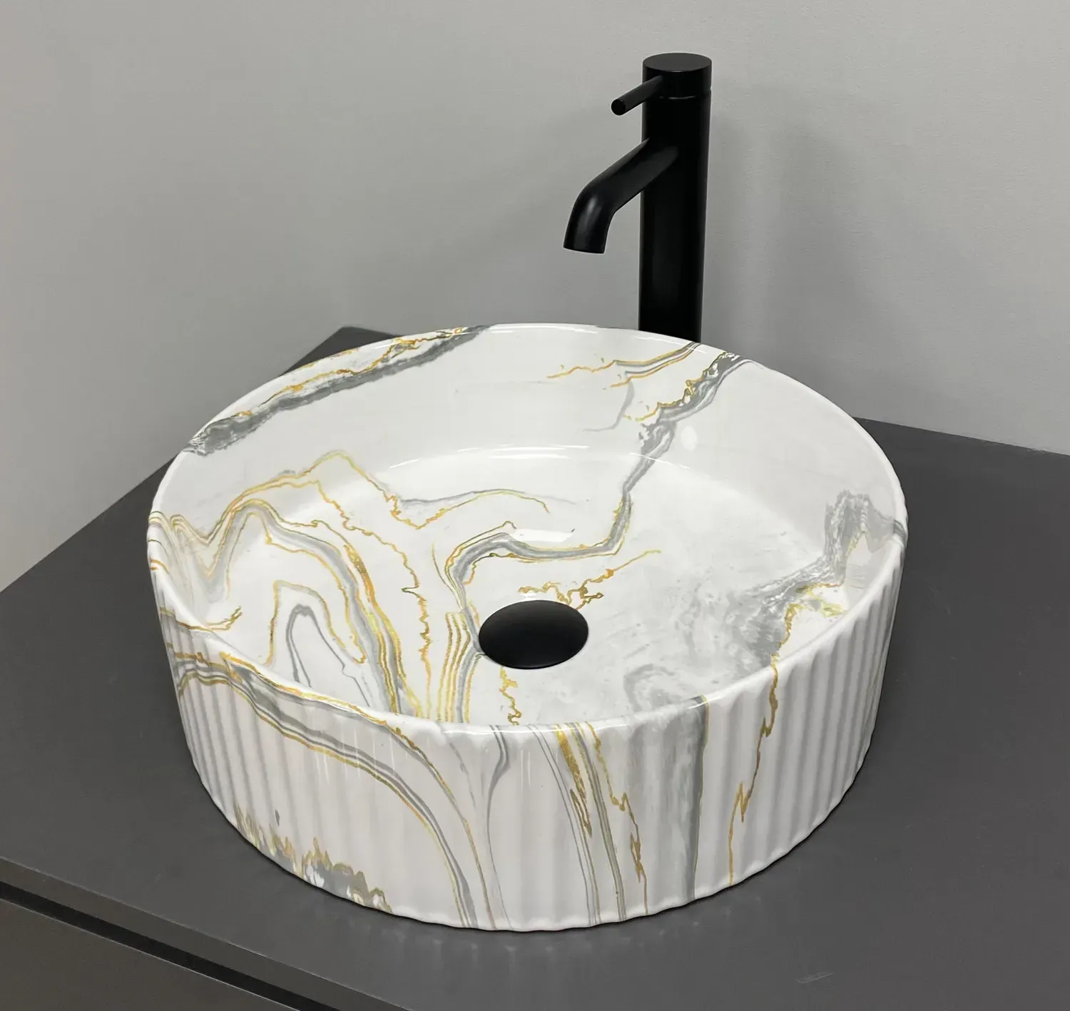 Раковина накладная VBI BrindisiI M Stains Glossy 400х400 круглая без перелива узор (VBI-014103)