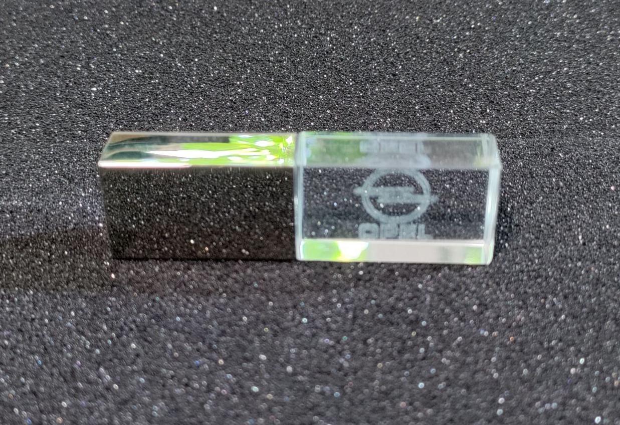 Флешка з логотипом Opel 32 ГБ (1627553803)