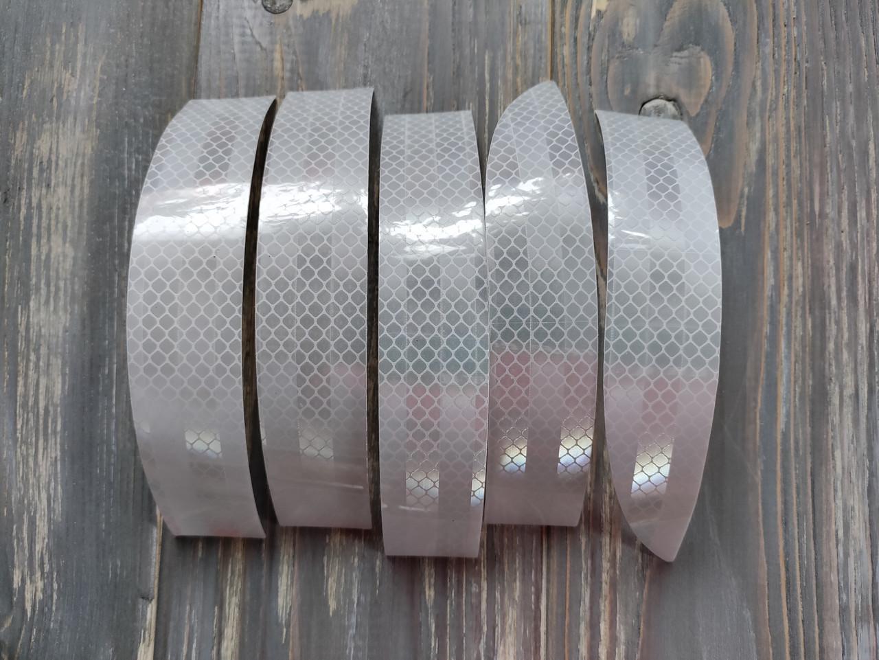 Полоски светоотражающие на бампер авто 5 отрезков Белый (1792110000)