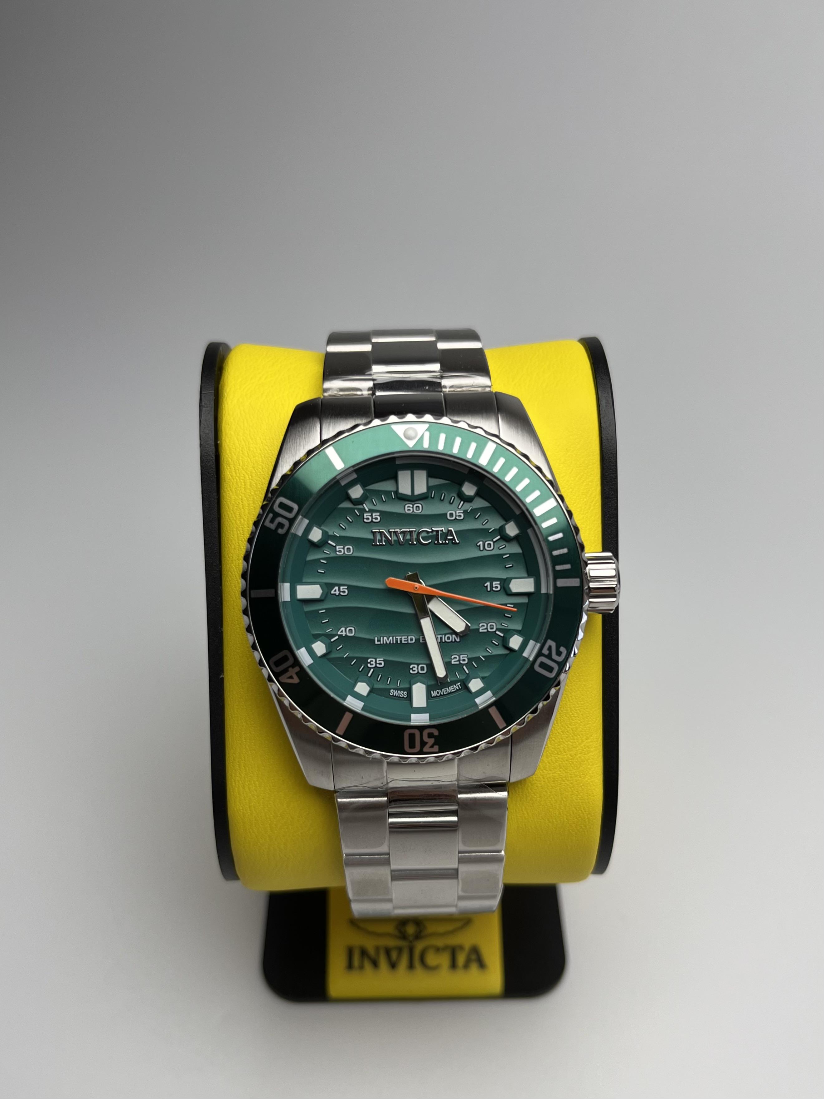 Наручний годинник чоловічий Invicta 49247 Pro Diver Swiss (29084190) - фото 2 Наручний годинник чоловічий Invicta 49247 Pro Diver Swiss (29084190) - фото 2