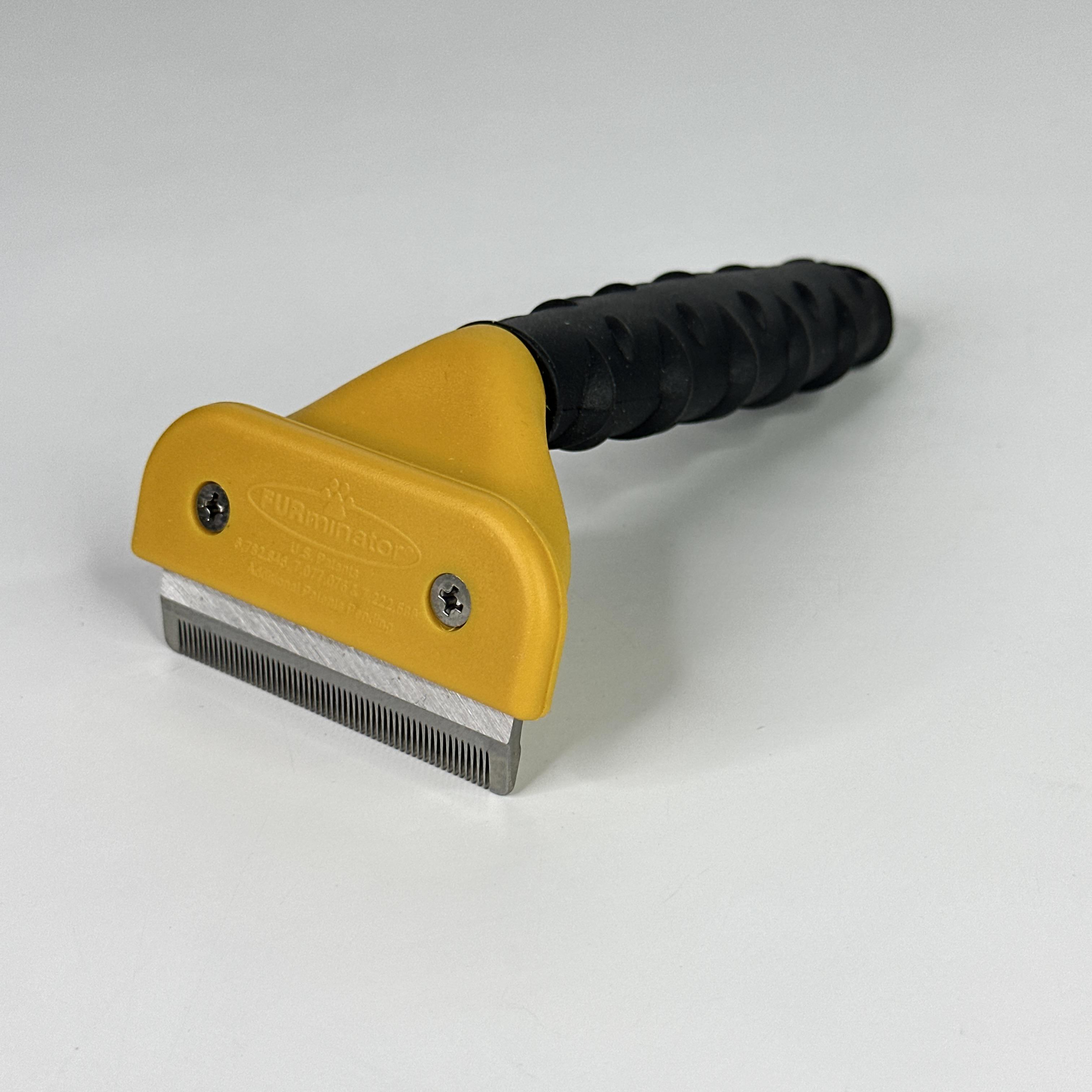 Фурминатор для кошек и собак средних пород Furminator deShedding Tool (FH2-DCSL-68-Yellow) - фото 12 Фурминатор для кошек и собак средних пород Furminator deShedding Tool (FH2-DCSL-68-Yellow) - фото 12