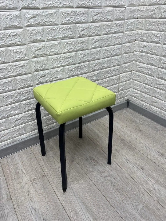 Табурет кухонний Tutti Lux 30х30х45 см Салатово-чорний (28374606)