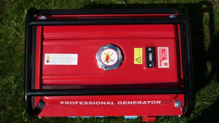 Canberra Print refresh ᐉ Генератор бензиновый Royal Kraft 3-х фазный 6,5 КВ (RK8500WE)