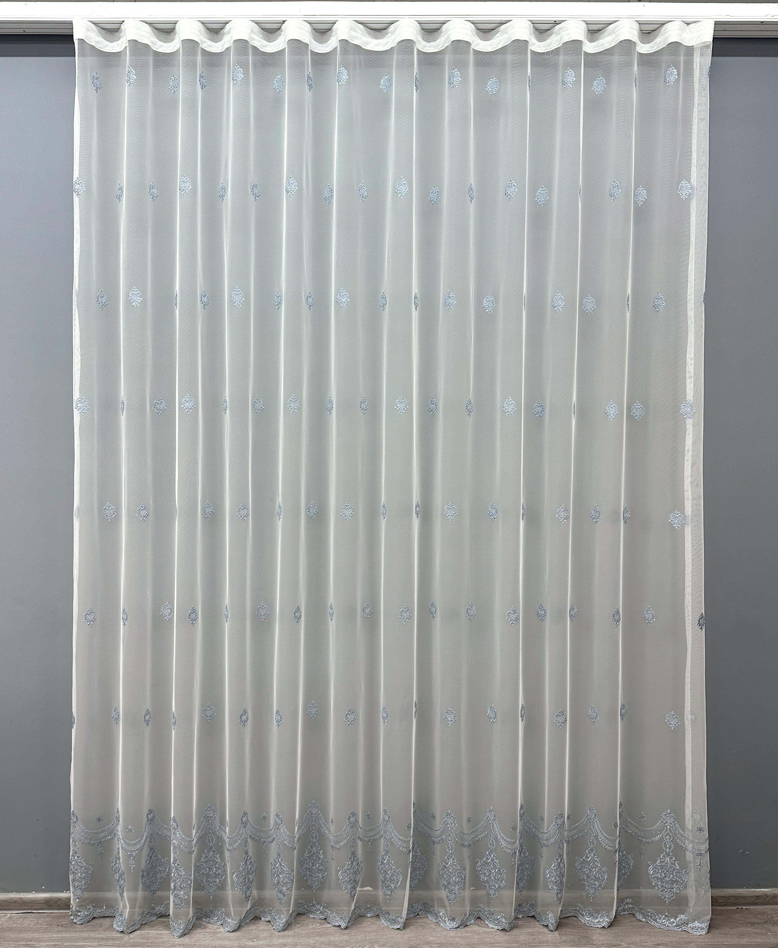 Тюль VR-Textil 1657т Грек-сетка с вышивкой и люрексом 300х270 см Молочный/Серо-голубой (42-0661)