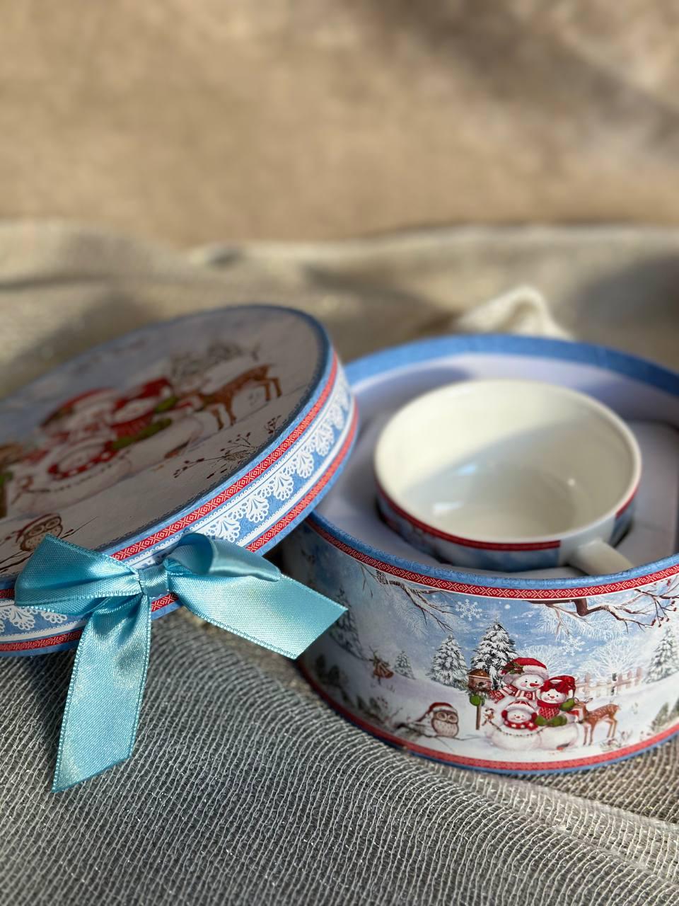Чашка новогодняя Winter story фарфоровая с блюдцем в подарочной упаковке 120 мл 13 см (R33364) - фото 2 Чашка новогодняя Winter story фарфоровая с блюдцем в подарочной упаковке 120 мл 13 см (R33364) - фото 2