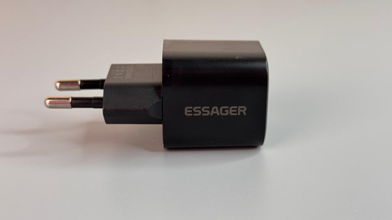 Зарядний пристрій мережевий 20 Вт USB-A + Type-C PD3.0+QC3.0 GaN Чорний (1412)