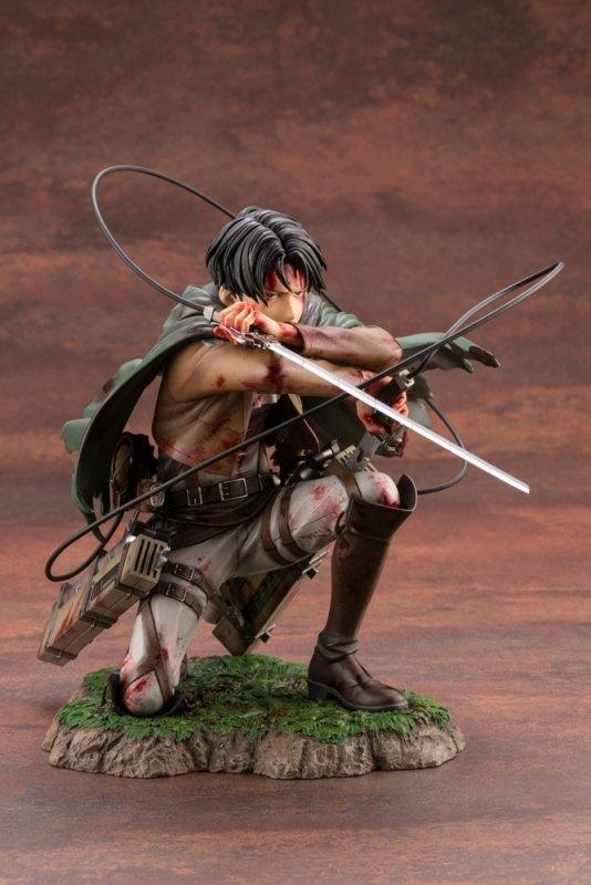 Фигурка аниме Levi Ackerman Attack on Titan 18 см (34986622)