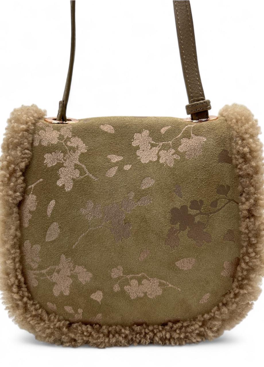 Сумка UGG Heritage Crossbody Suede CNY Amphora (2811805924) - фото 3 Сумка UGG Heritage Crossbody Suede CNY Amphora (2811805924) - фото 3