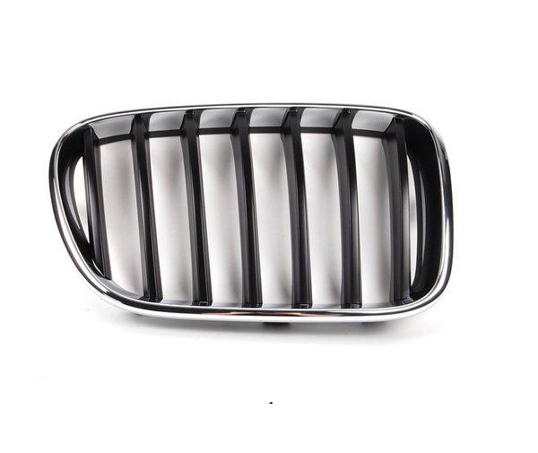 Решетка радиатора AVTM BMW X3 F25 2011 права без эмблемы Хром/Черный (1800949902)