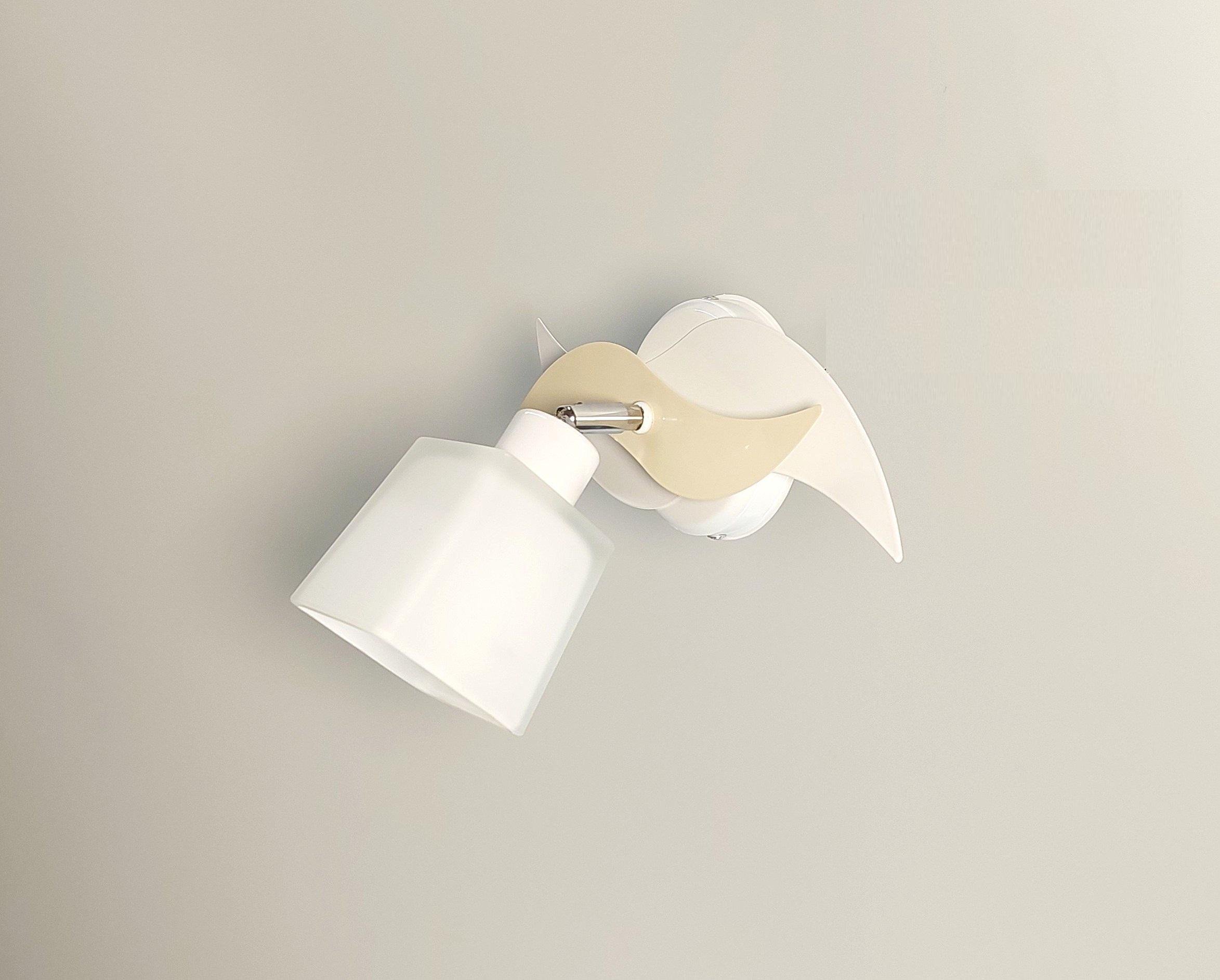 Бра настенный 8008 поворотный металлический Белый/Бежевый