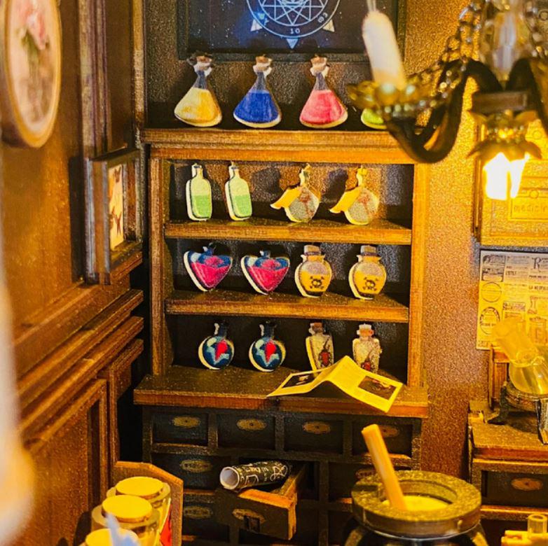 Румбокс книжный 3D DIY CuteBee Бук Нук Магическая Мастерская со светом - фото 15