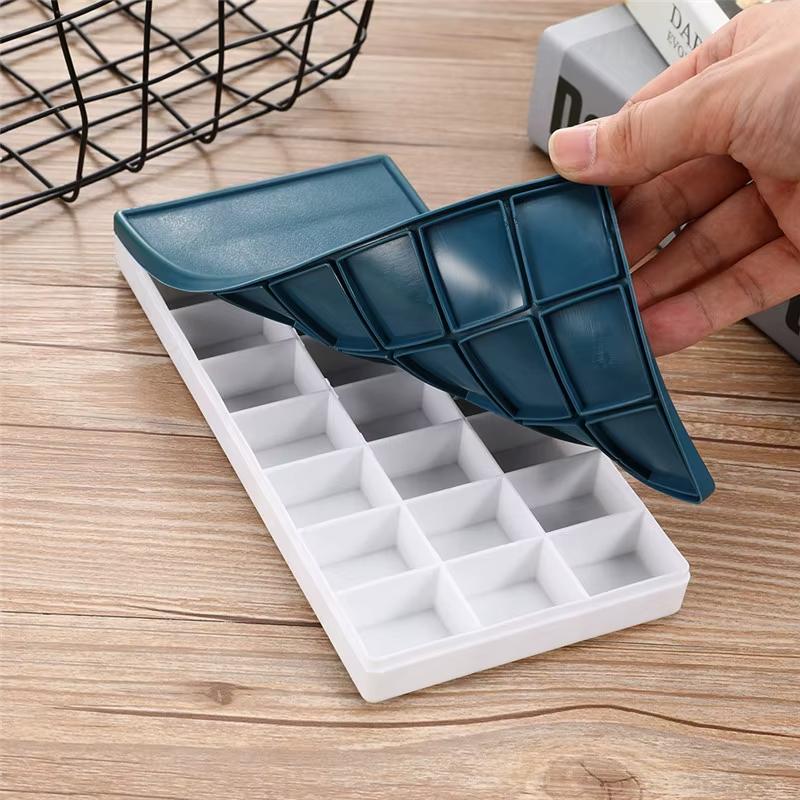 Контейнер-палитра на 24 отделения для художественных красок (WN-P524) - фото 9 Контейнер-палитра на 24 отделения для художественных красок (WN-P524) - фото 9