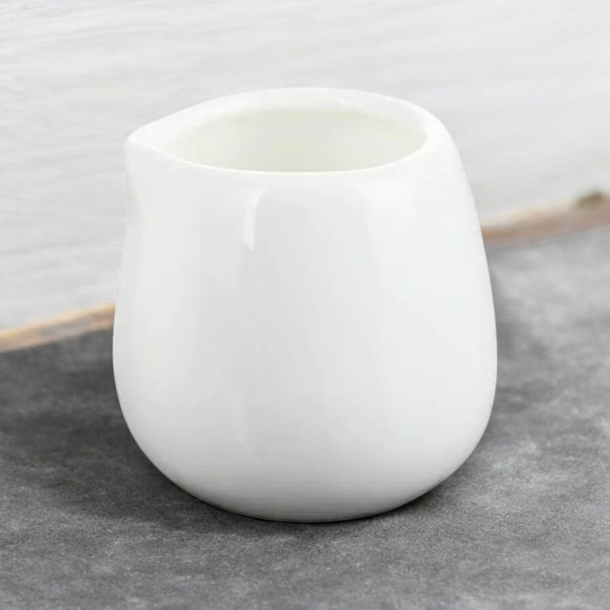 Молочник порцеляновий Wilmax 50 мл Білий (995002) - фото 2 Молочник порцеляновий Wilmax 50 мл Білий (995002) - фото 2