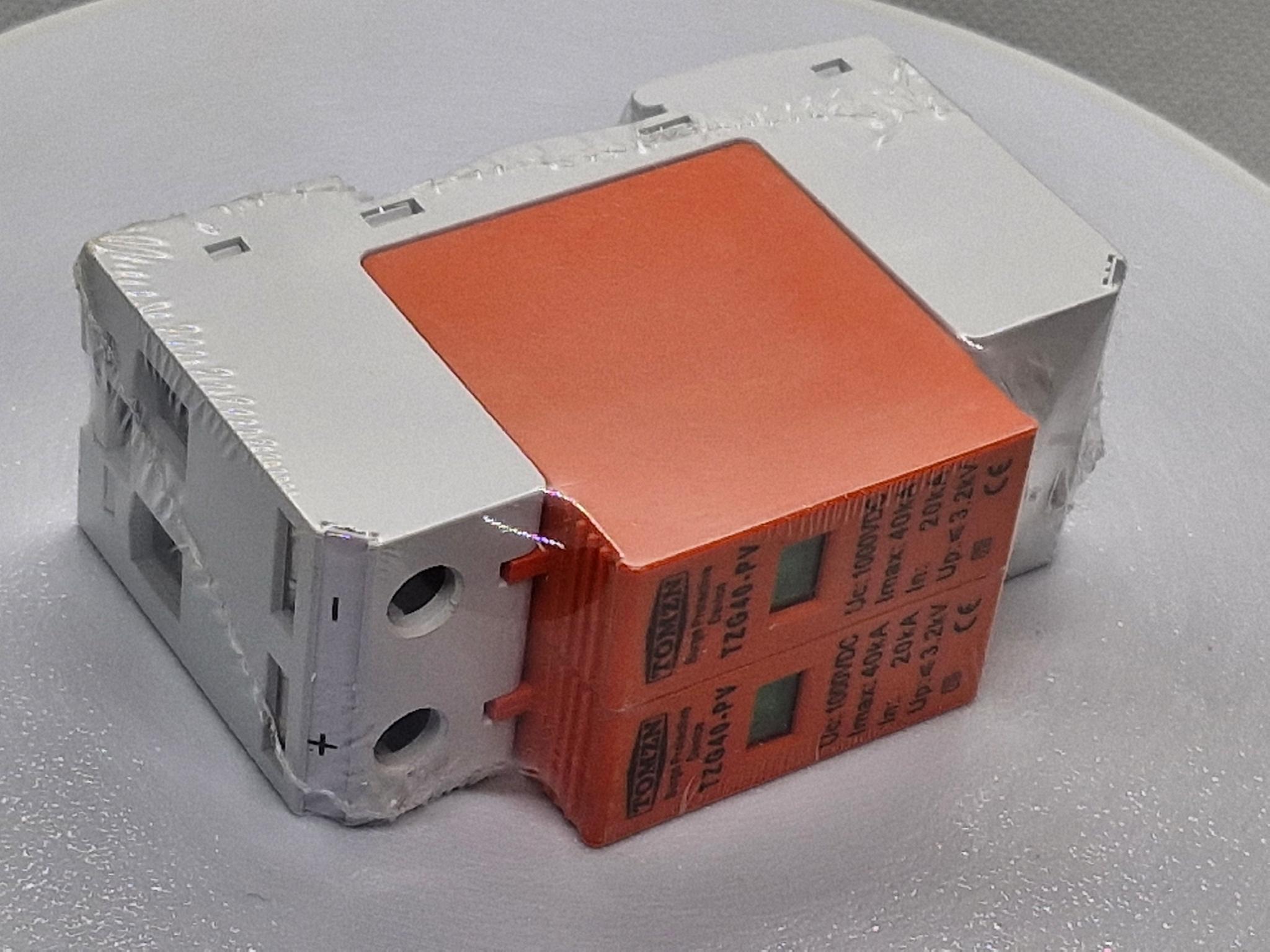 Пристрій захисту від імпульсних перенапруг 1000V DC УЗІП TOMZN TZG40-PV 2p блискавкозахист сонячних панелей SPD DIN DC УЗІП конектор МС4 (95701495) - фото 12 Пристрій захисту від імпульсних перенапруг 1000V DC УЗІП TOMZN TZG40-PV 2p блискавкозахист сонячних панелей SPD DIN DC УЗІП конектор МС4 (95701495) - фото 12