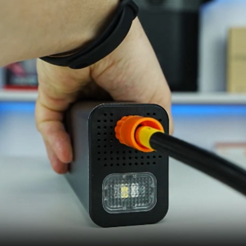 Автокомпресор ATRIA MS22C-003 портативний 60W 16 л/хв 6000 мАг (28690282) - фото 6 Автокомпресор ATRIA MS22C-003 портативний 60W 16 л/хв 6000 мАг (28690282) - фото 6