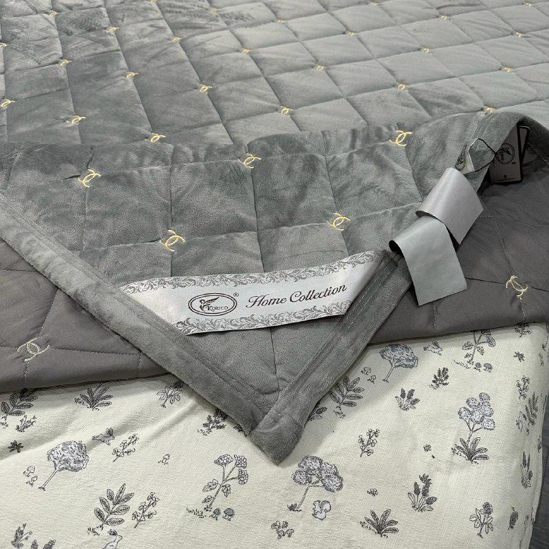 Покрывало на кровать велюровое полуторное 150x210 см Светло-серый (28821652) - фото 4 Покрывало на кровать велюровое полуторное 150x210 см Светло-серый (28821652) - фото 4