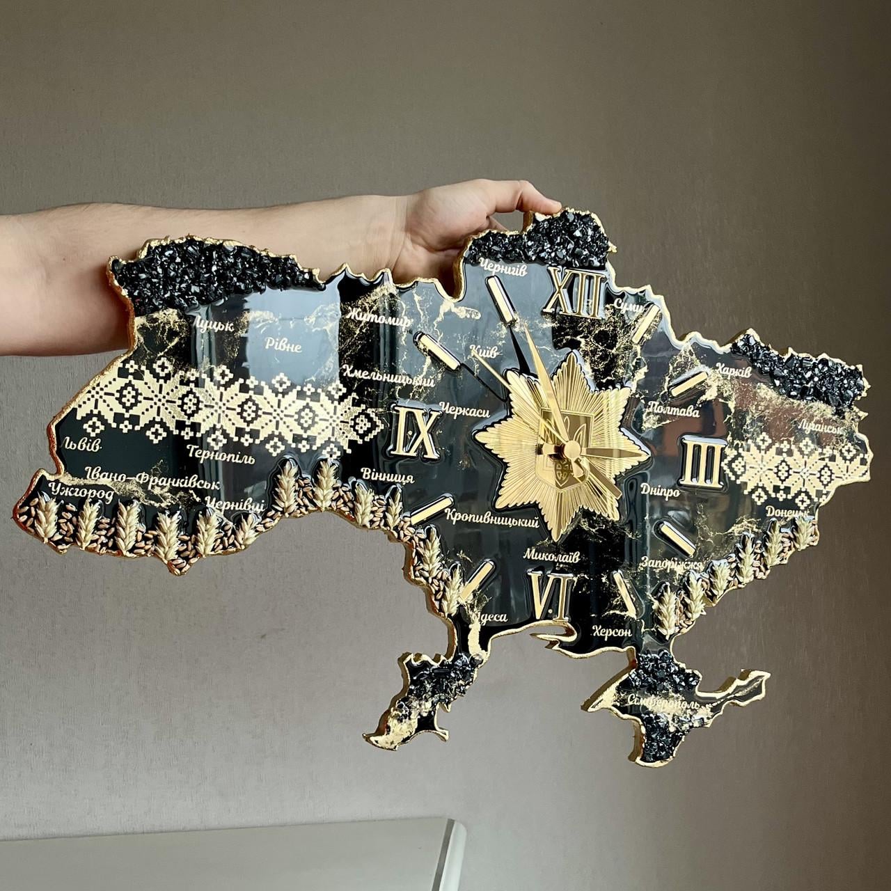 Часы настенные из эпоксидной смолы Карта Украины 130х83 см