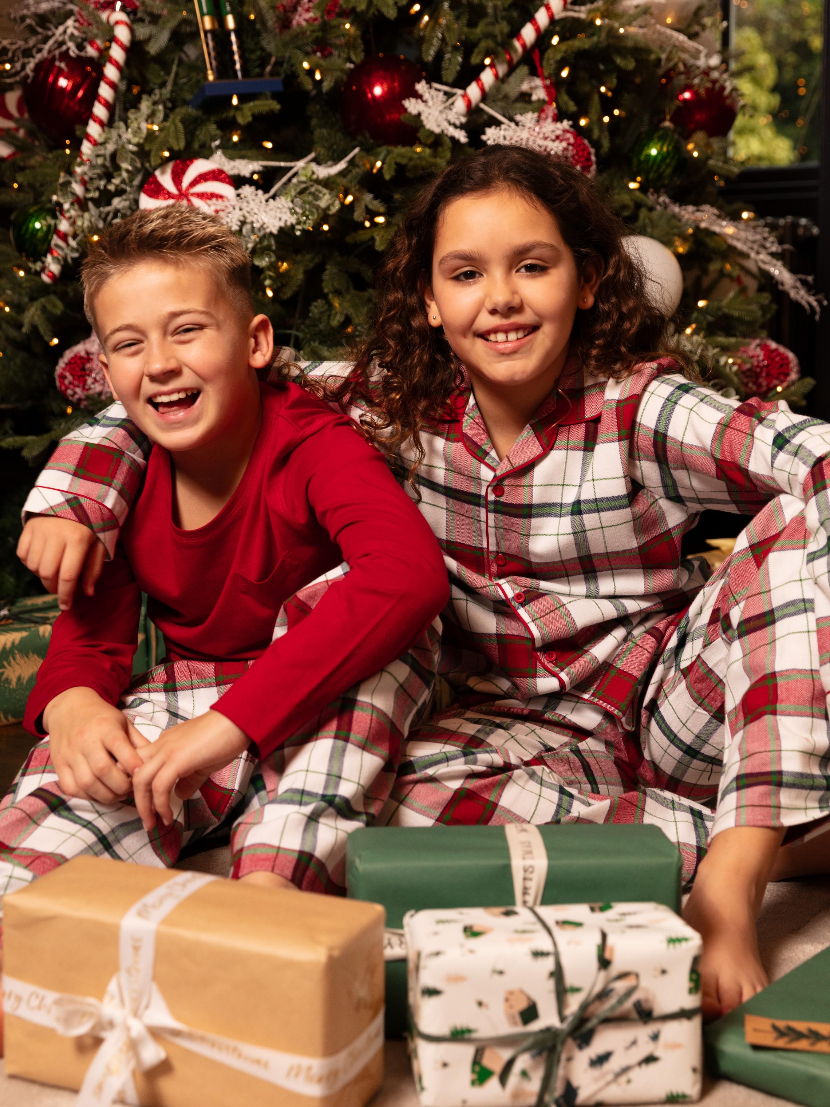 Пижама детская CYBERJAMMIES Blaze 3175BLZ в клетку 2-3 года 98 см Красный (5051877620346) Пижама детская CYBERJAMMIES Blaze 3175BLZ в клетку 2-3 года 98 см Красный (5051877620346)