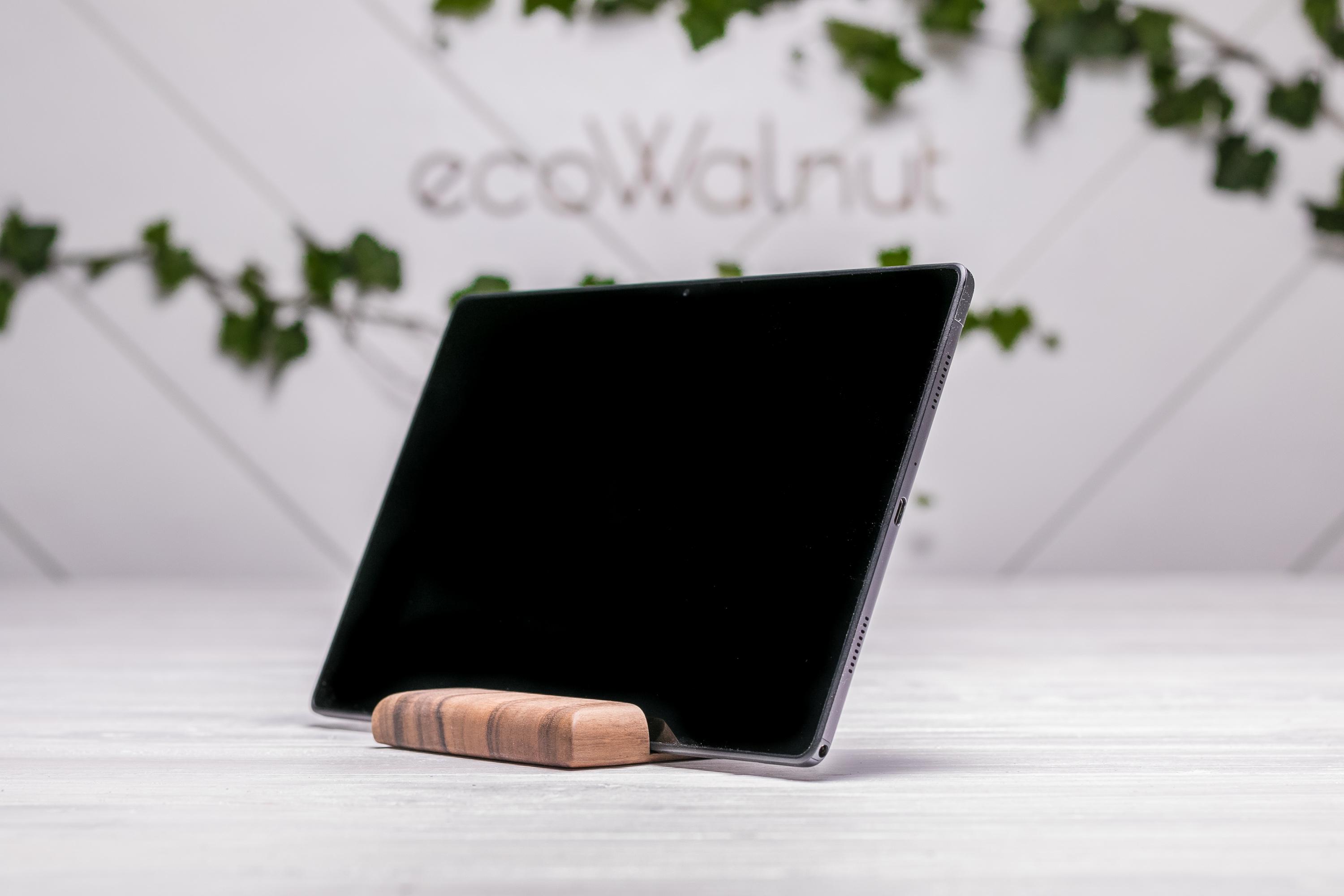 Подставка-держатель EcoWalnut для телефона/планшета с логотипом (EW-2) - фото 2 Подставка-держатель EcoWalnut для телефона/планшета с логотипом (EW-2) - фото 2